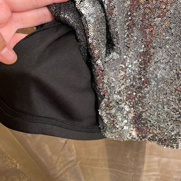 Lulus Silver Sequin High Neck Casmar Mini Dress, Large NWT - Picture 4 of 8